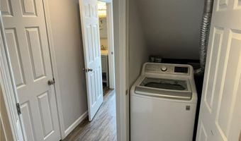 46 Follett Rd, Narragansett, RI 02882