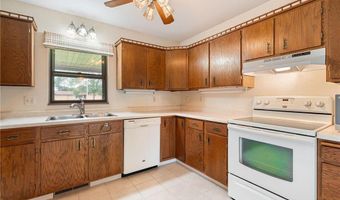 1200 18th Ave NW 132, Austin, MN 55912