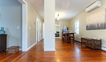 17 Oak Ave, East Providence, RI 02915