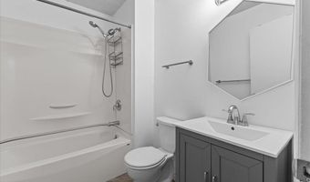 21 Hyde St 4, Burlington, VT 05401