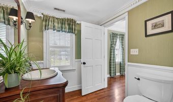 21 Greybirch Rd, Andover, MA 01810