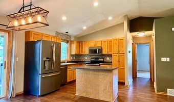 2110 Darling Ave E, Alexandria, MN 56308