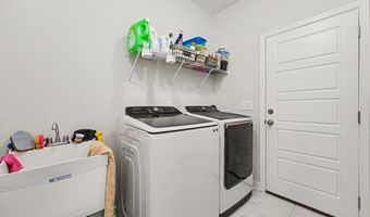 96 Looping Horse Cir, Angier, NC 27501