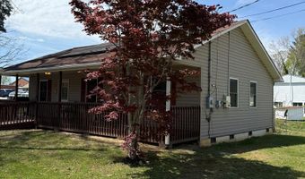 15 5th St, Andrews, NC 28901