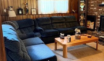 6 Balsam Ct, Johnston, RI 02919