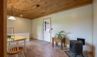 1200 Rocky Ridge Rd, Amsterdam, NY 12010