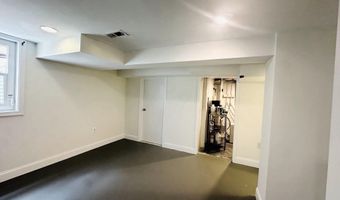 2723 FARNSWORTH Dr, Alexandria, VA 22303