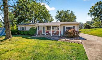 277 Ramsey Ln, Ballwin, MO 63021