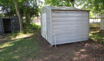 1102 Poplar St, Amory, MS 38821