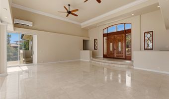 559 Moaniala St, Honolulu, HI 96821