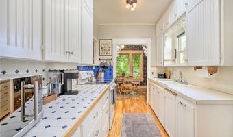 33823 State Route 706 E 1, Ashford, WA 98304