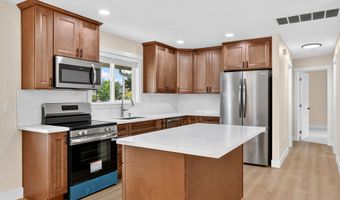 13670 SW 21ST St, Beaverton, OR 97008