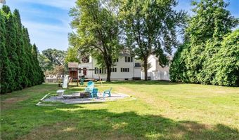 21 Carlson Dr, Cumberland, RI 02864