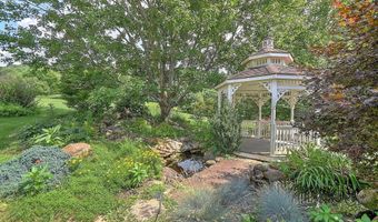 19328 Stirrup Dr, Abingdon, VA 24211