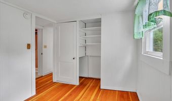28 Arlington Rd, Coventry, CT 06238