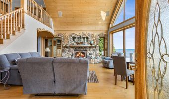E7379 WASHINGTON Road, Algoma, WI 54201