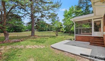 79 Walnut St, Badin, NC 28009
