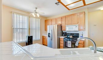 11096 Sandy Ln, Apple Valley, CA 92308