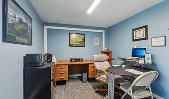 492 N Main St, Barnegat, NJ 08005