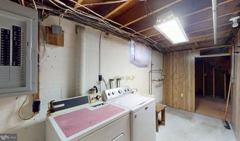 54 MARYLAND Ave, Bloomington, MD 21523