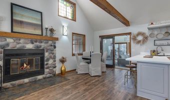 400 Oak St, Argyle, WI 53504