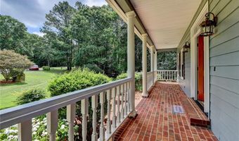 6393 Chestnut Pkwy, Flowery Branch, GA 30542