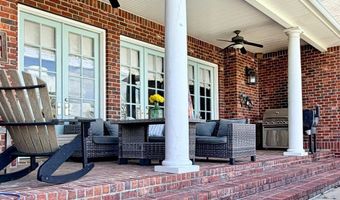 600 Techeview Dr, Berwick, LA 70342