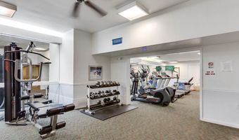 5340 HOLMES RUN Pkwy 516, Alexandria, VA 22304