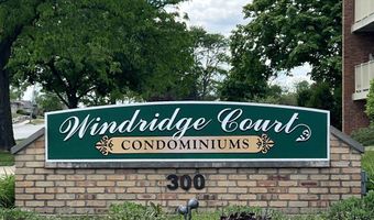300 W FULLERTON Ave 102, Addison, IL 60101