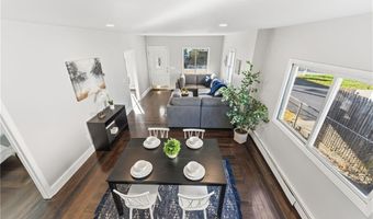 10 Woburn St, Cranston, RI 02910