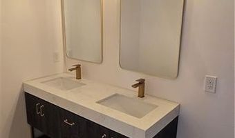 639 Ozburn Rd NW, Atlanta, GA 30318