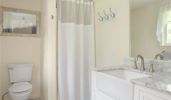 1038 South Rd, East Greenwich, RI 02818