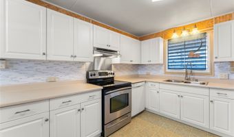 2915 Koali Rd C, Honolulu, HI 96826