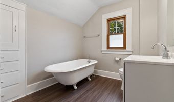 2206 S Linden Ave, Alliance, OH 44601