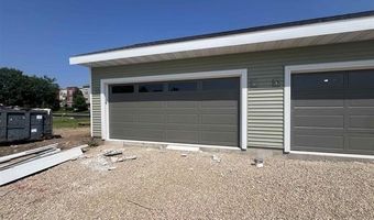 2813 Crinkle Root Dr, Fitchburg, WI 53711