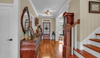 9902 Meadowstone Dr, Apison, TN 37302
