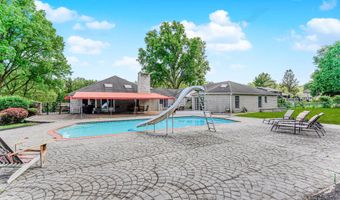 27 Southview Ter S, Middletown, NJ 07748