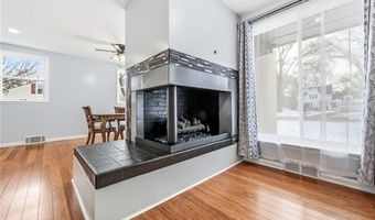 1039 Glamorgan St, Alliance, OH 44601