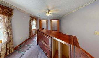 136 Lock Ln, Alum Creek, WV 25003