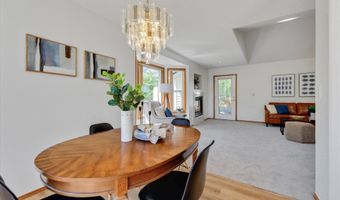 12997 SE LA CRESTA Dr, Milwaukie, OR 97222