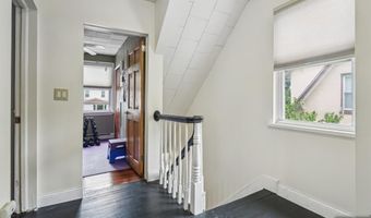 34 Carlisle St, Bergenfield, NJ 07621