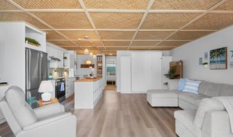 75-5782 KUAKINI Hwy 311, Kailua Kona, HI 96740