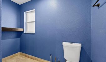 140 LOOKOUT Dr, Apollo Beach, FL 33572