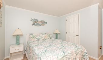 19 ANCHOR WAY Dr, Berlin, MD 21811