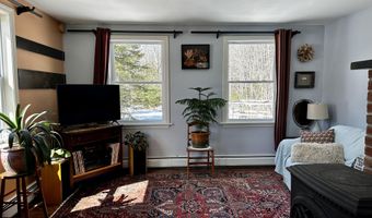 4 Moosehorn Rd, Abbot, ME 04406