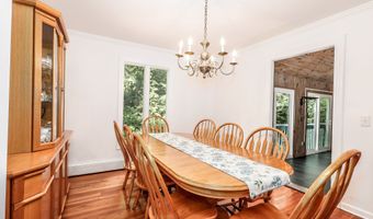 3 Deerfield Rd, Brookfield, CT 06804
