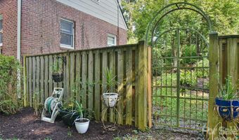 64 Arthur Rd, Asheville, NC 28806