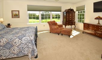 4 Lower Heatherwood, Cromwell, CT 06416