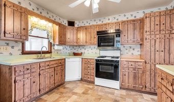 501 Cable Ave, Beachwood, NJ 08722