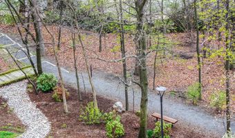 5904 MOUNT EAGLE Dr 718, Alexandria, VA 22303